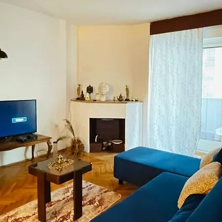 Dea Apartment *