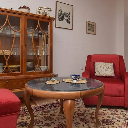 Dea Apartment *